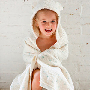 【Mule】名前刺繍入りフード付きバスタオル（おくるみ）