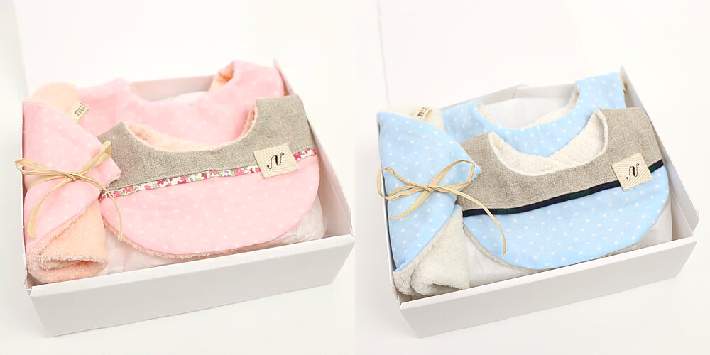 【nuinui】イニシャル入りベビースタイギフト