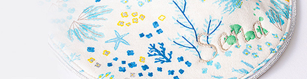 haruulalaスタイ名入れの様子